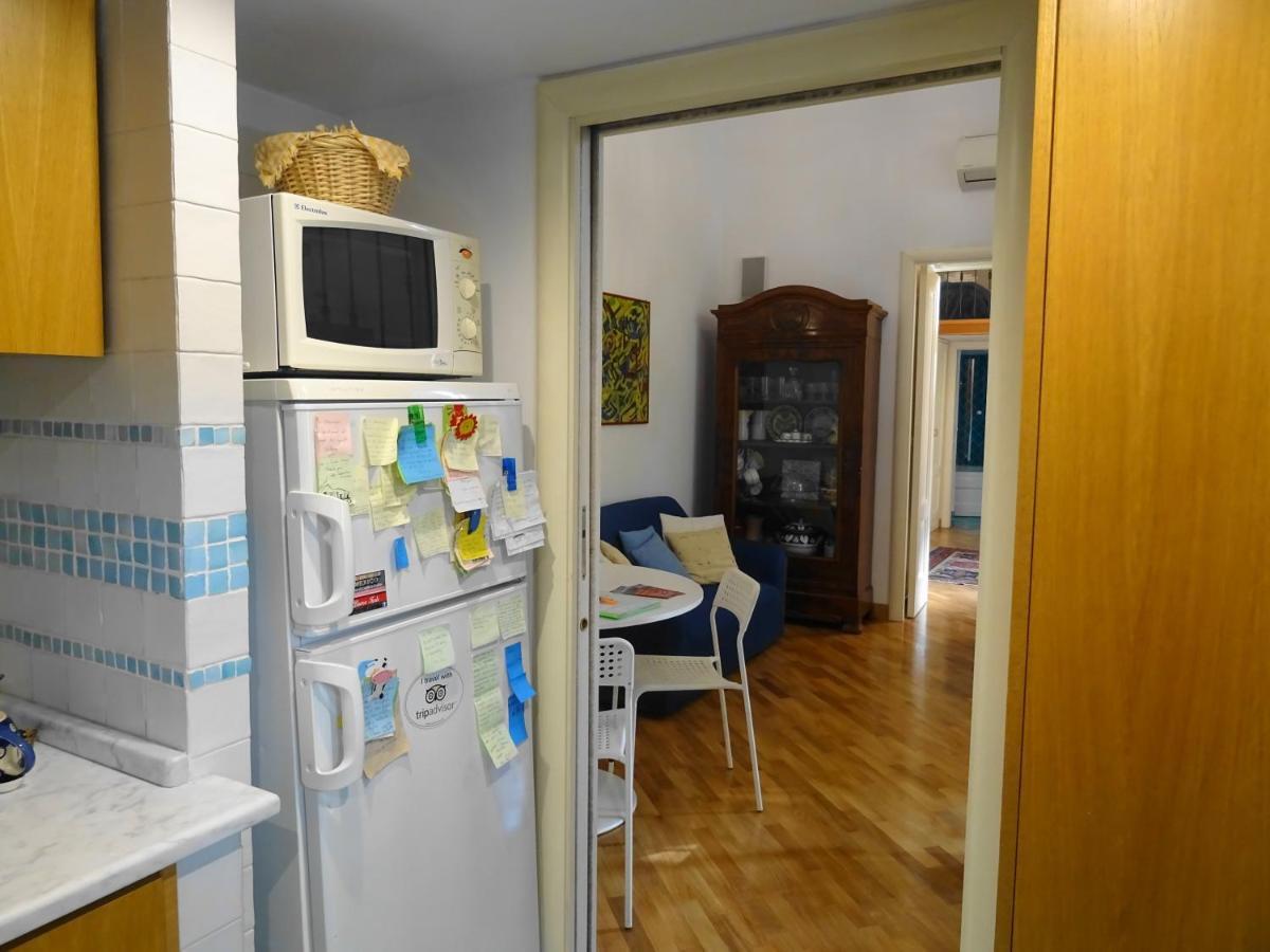 Mezzocannone Holiday House Наполи Екстериор снимка